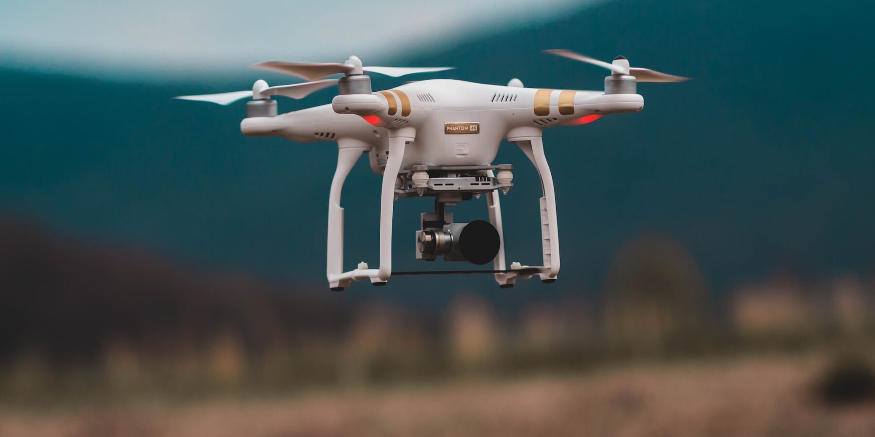 Autonomiczne drony #AI #drony #ewolucja #inżynieria #przemysł #sztuczna inteligencja - ciekawostki.app